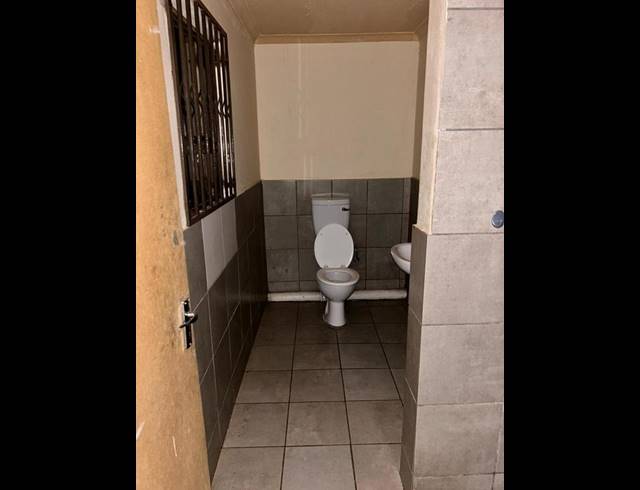 20 BEDROOM APARTMENT FOR SALE IN RONDEBULT